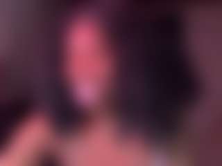 Iluvsaffire Bleu's Live Sex Cam Show