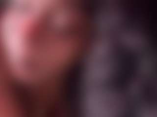 Iluvsaffire Bleu's Live Sex Cam Show