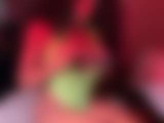 Iluvsaffire Bleu's Live Sex Cam Show