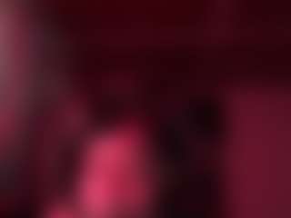 Live cam show with Iluvsaffire Bleu - Shaved Pussy on StripNow