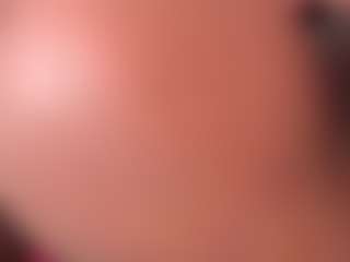 Live cam show with Iluvsaffire Bleu - Oil on Camsoda