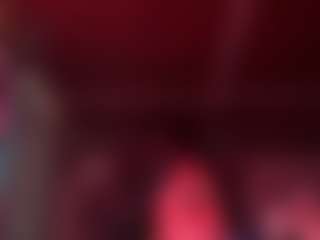 Live cam show with Iluvsaffire Bleu - Living Room on alttransgirls