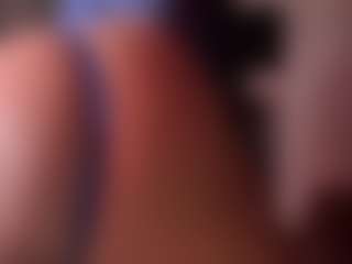 Iluvsaffire Bleu's Live Sex Cam Show