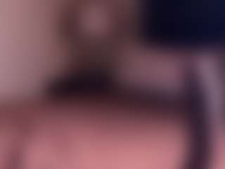 Live cam show with Iluvsaffire Bleu - Big Tits on Camsoda