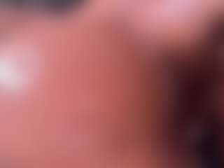 Live cam show with Iluvsaffire Bleu - Brown Eyes on Uber Horny