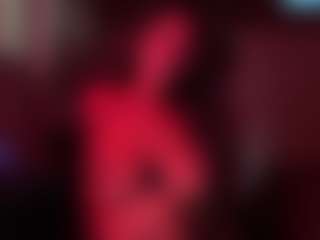 Iluvsaffire Bleu's Live Sex Cam Show