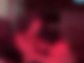 Live cam show with Iluvsaffire Bleu - Living Room on Hubzter Live
