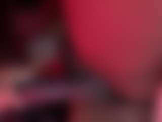 Live cam show with Iluvsaffire Bleu - Foot Fetish Black on Camversity