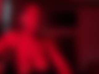 Live cam show with Iluvsaffire Bleu - Black Shaved Pussy on Camsoda