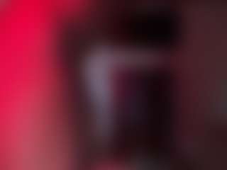 Iluvsaffire Bleu's Live Sex Cam Show