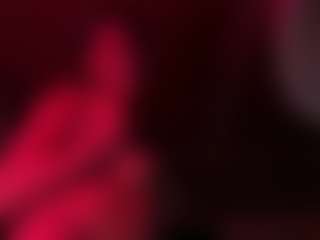 Live cam show with Iluvsaffire Bleu - Fingers on Camsoda
