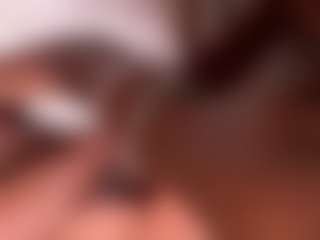 Iluvsaffire Bleu's Live Sex Cam Show