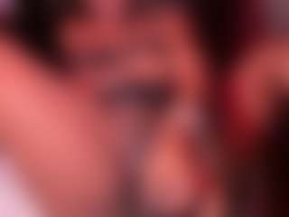 Iluvsaffire Bleu's Live Sex Cam Show
