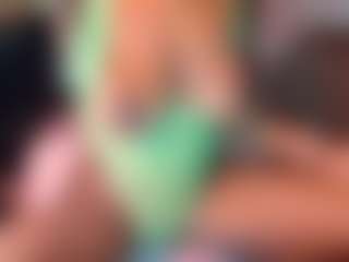 Live cam show with Iluvsaffire Bleu - Thong on Camsoda