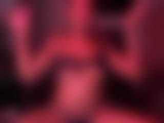 Iluvsaffire Bleu's Live Sex Cam Show
