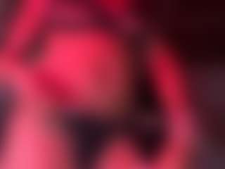 Iluvsaffire Bleu's Live Sex Cam Show