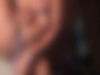 Iluvsaffire Bleu's Live Sex Cam Show