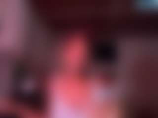 Live cam show with Iluvsaffire Bleu - Solo on Hubzter Live