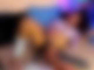 Live cam show with aryalee - Average on Camsoda
