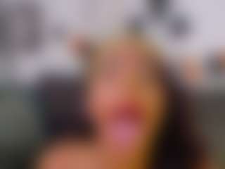 Live cam show with karlasofia - Hairy on fapnchat