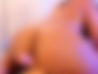 Live cam show with mia-daniels - Squirt on Fling VIP Chat