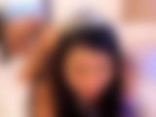 miadanielss's Live Sex Cam Show