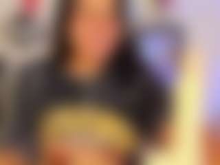 miadanielss's Live Sex Cam Show