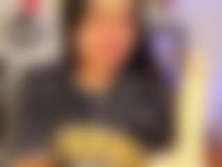 miadanielss's Live Sex Cam Show