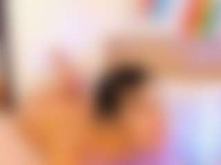 miadanielss's Live Sex Cam Show