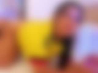 miadanielss's Live Sex Cam Show