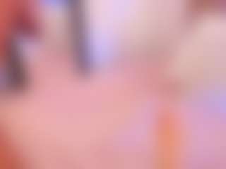 miadanielss's Live Sex Cam Show
