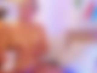 miadanielss's Live Sex Cam Show