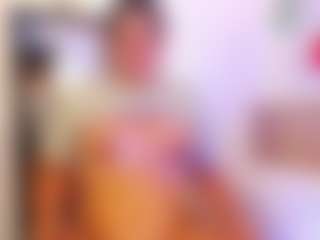 Live cam show with miadanielss - Middle Aged on Camsoda
