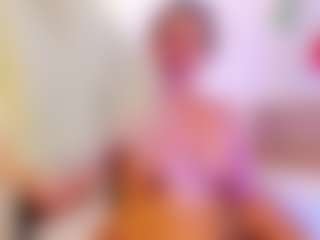 Live cam show with miadanielss - Double Penetration on live18s.com