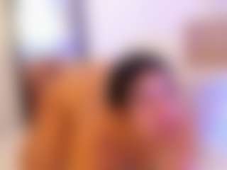 miadanielss's Live Sex Cam Show