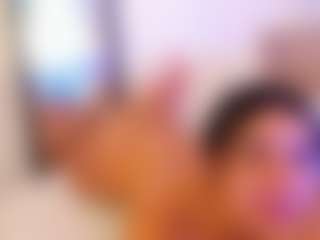 miadanielss's Live Sex Cam Show