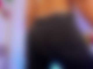 miadanielss's Live Sex Cam Show