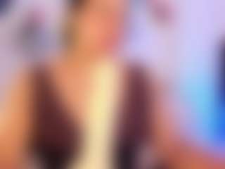 miadanielss's Live Sex Cam Show