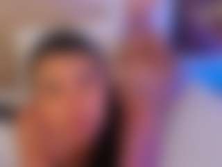 miadanielss's Live Sex Cam Show