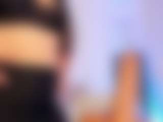 miadanielss's Live Sex Cam Show