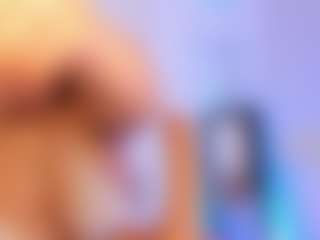miadanielss's Live Sex Cam Show