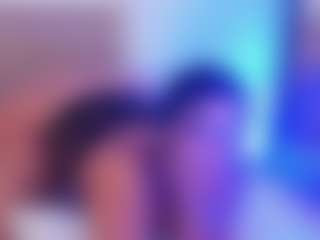miadanielss MILF webcam performer live streaming
