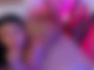 miadanielss's Live Sex Cam Show