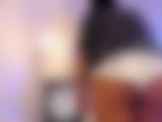 miadanielss's Live Sex Cam Show