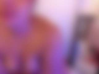 miadanielss's Live Sex Cam Show