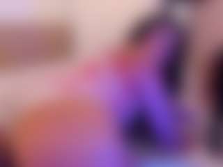 miadanielss's Live Sex Cam Show