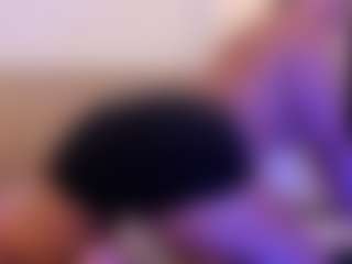 miadanielss's Live Sex Cam Show