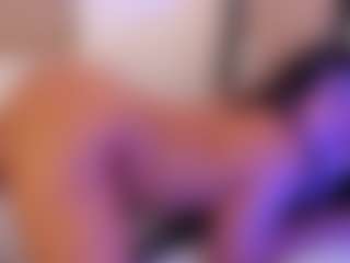 miadanielss's Live Sex Cam Show