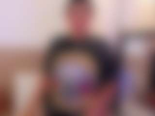 miadanielss's Live Sex Cam Show