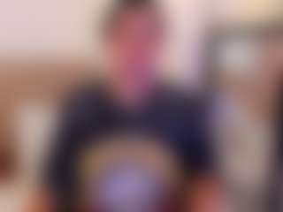 miadanielss's Live Sex Cam Show